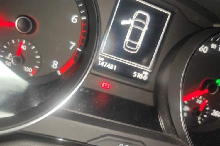 Used Volkswagen Magotan 2017 330TSI DSG Leading Model Odometer Close Up