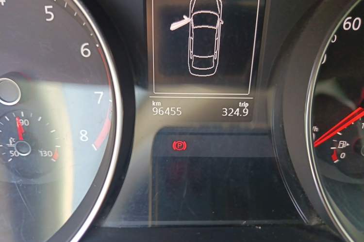 Used Volkswagen Magotan 2017 330TSI DSG Leading Model Odometer Close Up