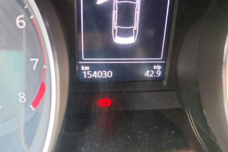 Used Volkswagen Magotan 2017 330TSI DSG Leading Model Odometer Close Up