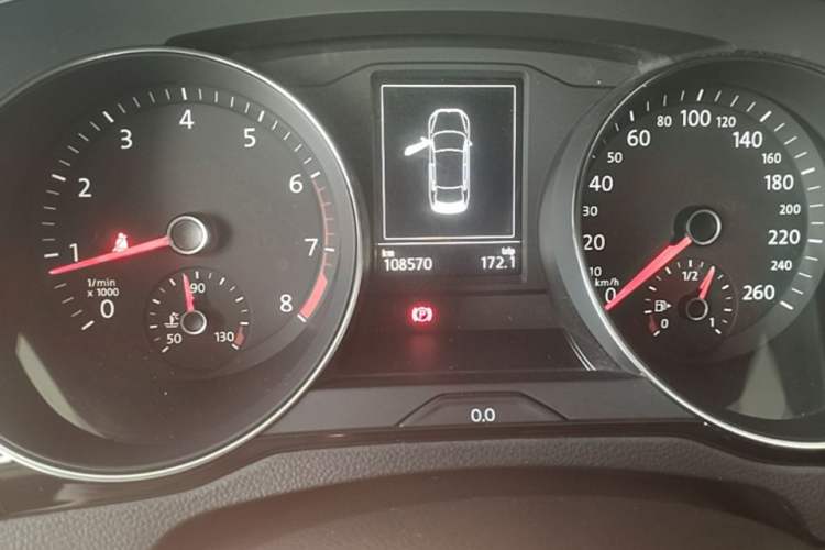 Used Volkswagen Magotan 2017 330TSI DSG Leading Model Odometer Close Up