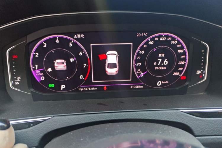 Used Volkswagen Magotan 2017 280TSI DSG Leading Edition Odometer Close Up