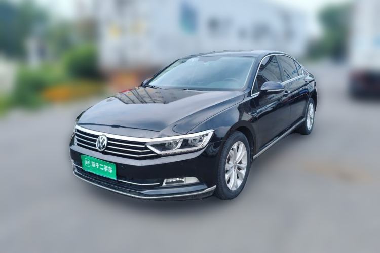 Used Volkswagen Magotan 2017 330TSI DSG Luxury Model Guazi used car, China used car export, Used car for sale, Used  cars, Cheapest cars for sale
