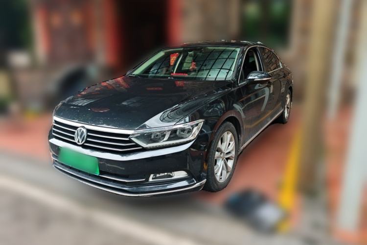 Used Volkswagen Magotan 2017 380TSI DSG Luxury Model Guazi used car, China used car export, Used car for sale, Used cars, Cheapest cars for sale