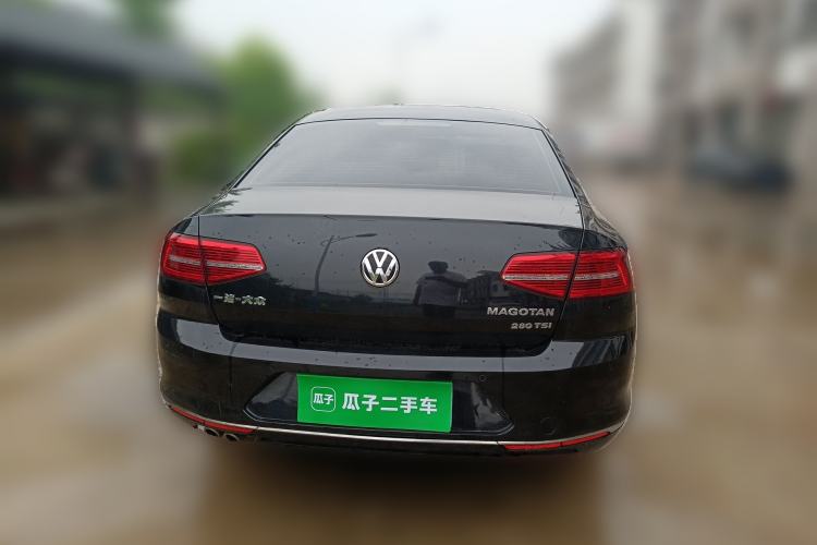Used Volkswagen Magotan 2017 280TSI DSG Comfort Model Rear