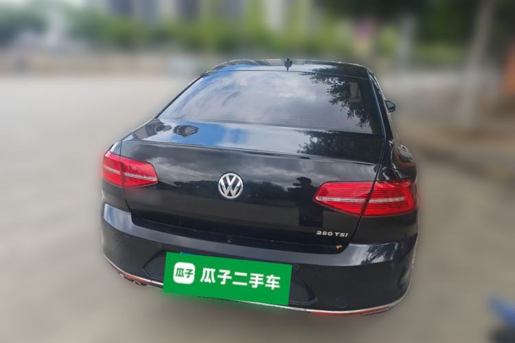 Used Volkswagen Magotan 2017 280TSI DSG Leading Edition Rear