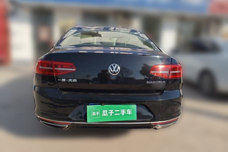 Used Volkswagen Magotan 2017 380TSI DSG Luxury Model Rear