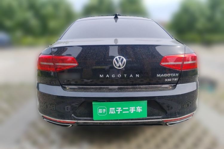 Used Volkswagen Magotan 2017 330TSI DSG Luxury Model Rear