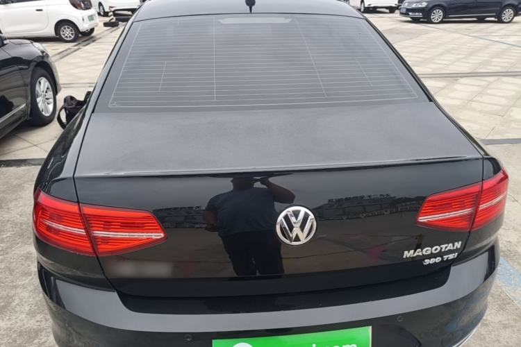 Used Volkswagen Magotan 2017 380TSI DSG Luxury Model Rear