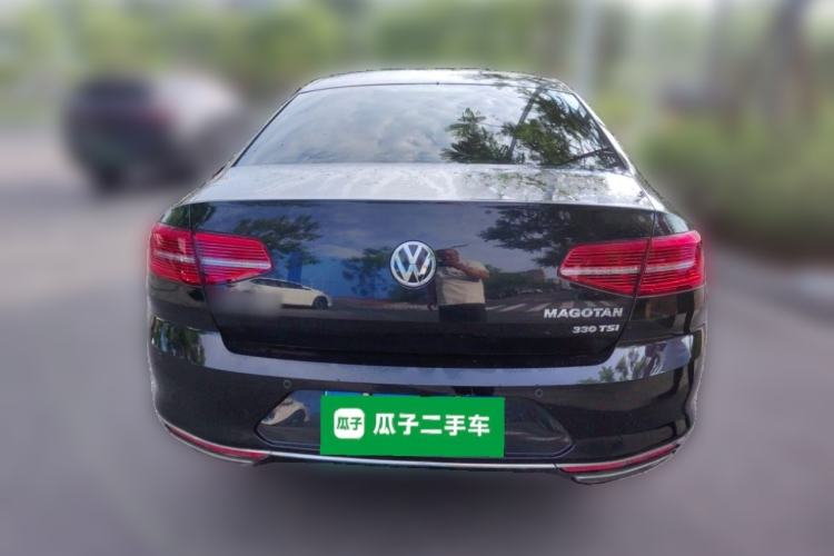 Used Volkswagen Magotan 2017 330TSI DSG Luxury Model Rear