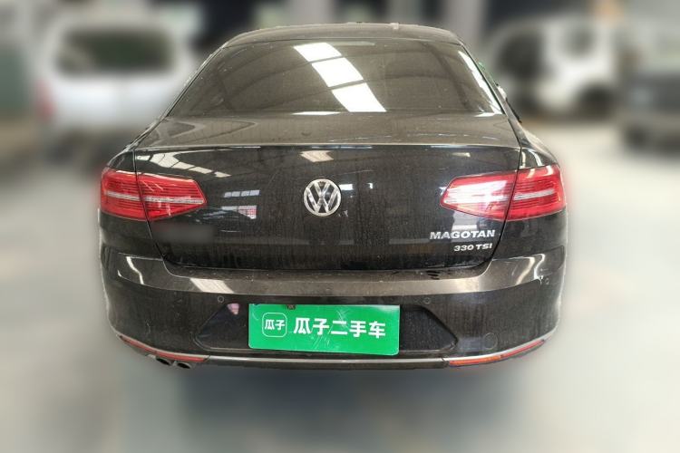 Used Volkswagen Magotan 2017 330TSI DSG Leading Model Rear