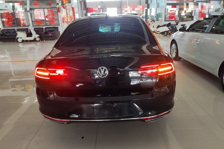 Used Volkswagen Magotan 2017 330TSI DSG Luxury Model Rear