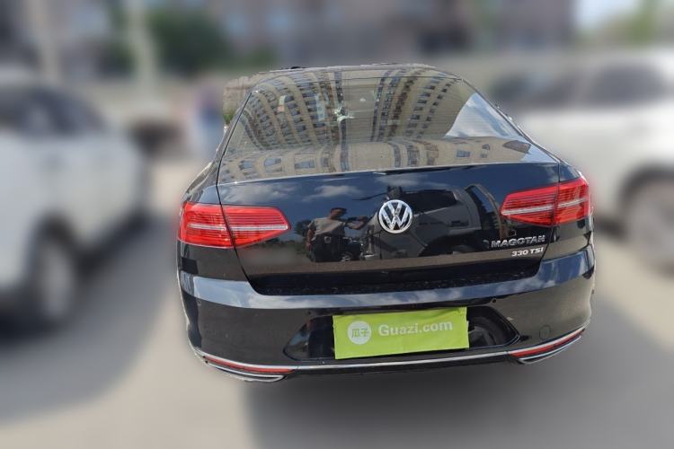 Used Volkswagen Magotan 2017 330TSI DSG Luxury Model Rear