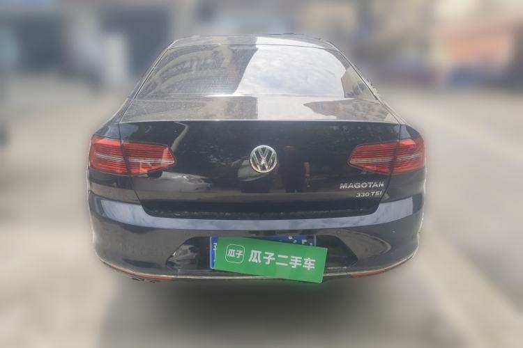 Used Volkswagen Magotan 2017 330TSI DSG Leading Model Rear