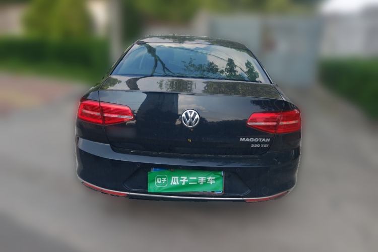 Used Volkswagen Magotan 2017 330TSI DSG Leading Model Rear
