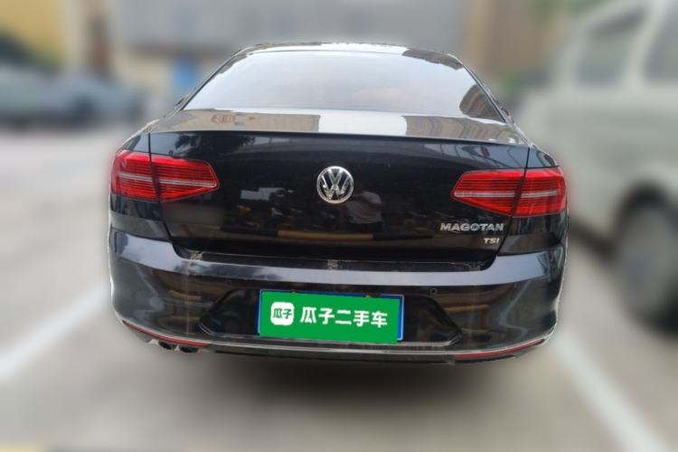 Used Volkswagen Magotan 2017 280TSI DSG Comfort Model Rear