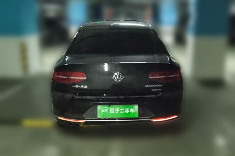 Used Volkswagen Magotan 2017 330TSI DSG Leading Model Rear