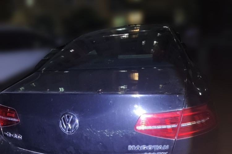 Used Volkswagen Magotan 2017 330TSI DSG Luxury Model Rear