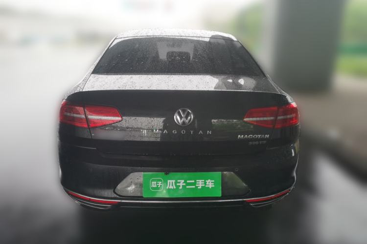 Used Volkswagen Magotan 2017 330TSI DSG Luxury Model Rear