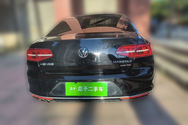 Used Volkswagen Magotan 2017 330TSI DSG Leading Model Rear