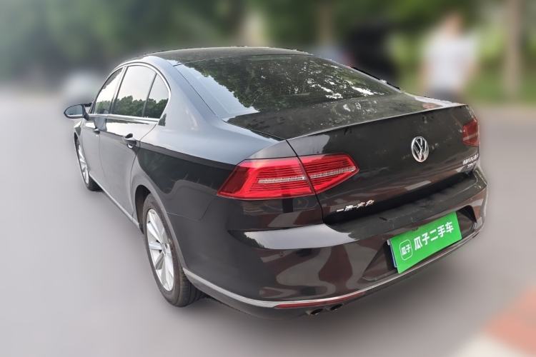 Used Volkswagen Magotan 2017 330TSI DSG Leading Model Rear Left 45 Deg