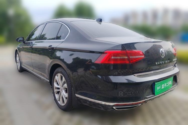 Used Volkswagen Magotan 2017 330TSI DSG Luxury Model Rear Left 45 Deg