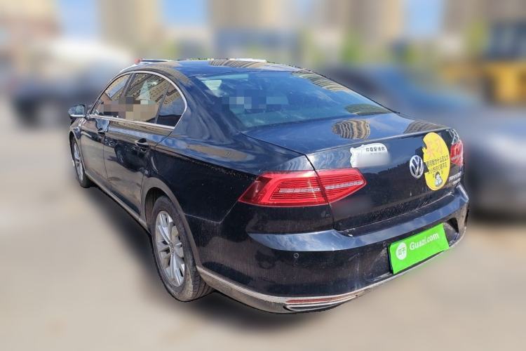 Used Volkswagen Magotan 2017 330TSI DSG Luxury Model Rear Left 45 Deg