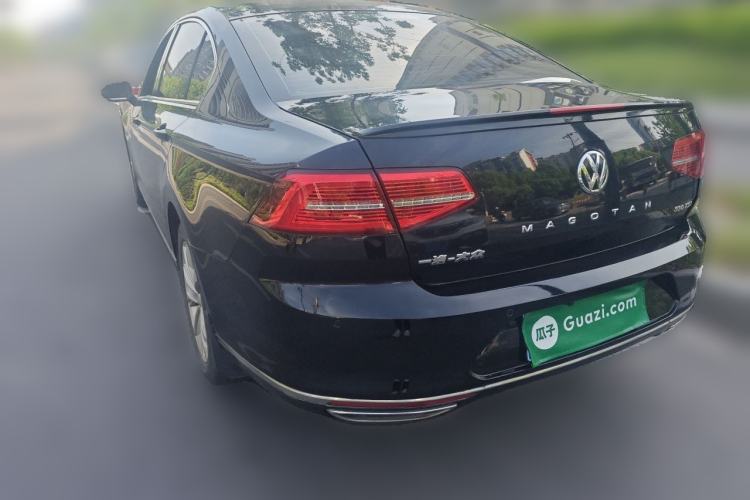 Used Volkswagen Magotan 2017 330TSI DSG Luxury Model Rear Left 45 Deg