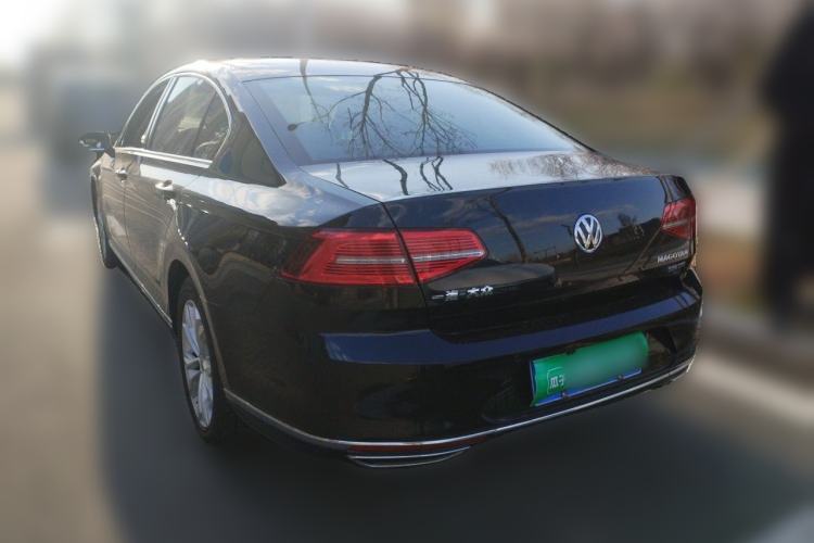 Used Volkswagen Magotan 2017 330TSI DSG Luxury Model Rear Left 45 Deg