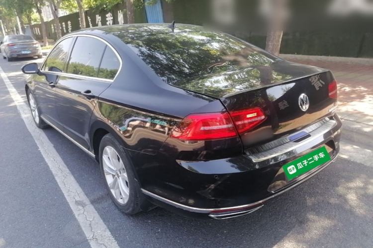 Used Volkswagen Magotan 2017 380TSI DSG Luxury Model Rear Left 45 Deg