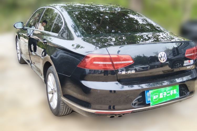 Used Volkswagen Magotan 2017 330TSI DSG Leading Model Rear Left 45 Deg