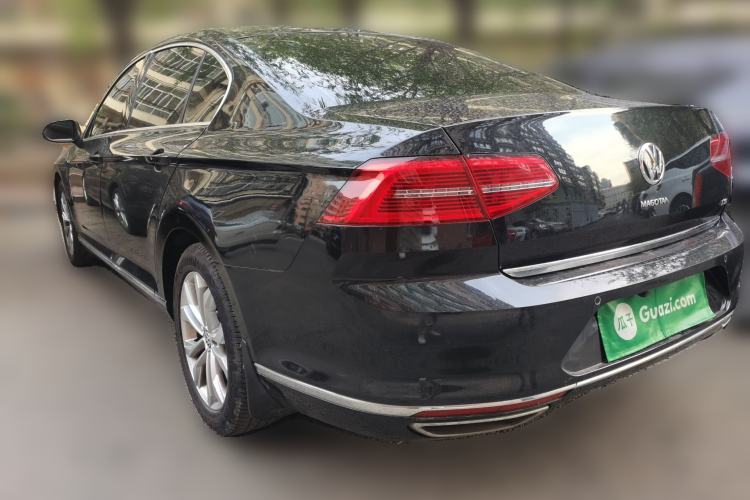 Used Volkswagen Magotan 2017 330TSI DSG Luxury Model Rear Left 45 Deg