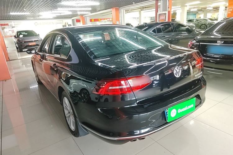 Used Volkswagen Magotan 2017 330TSI DSG Luxury Model Rear Left 45 Deg