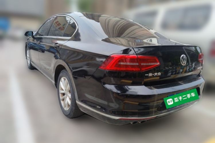 Used Volkswagen Magotan 2017 280TSI DSG Comfort Model Rear Left 45 Deg