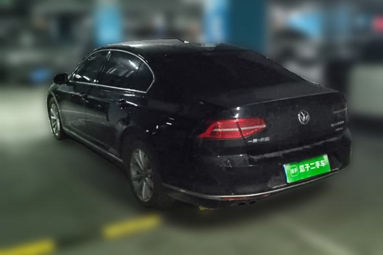 Used Volkswagen Magotan 2017 330TSI DSG Leading Model Rear Left 45 Deg