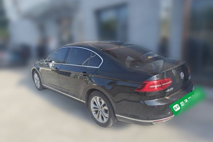 Used Volkswagen Magotan 2017 330TSI DSG Luxury Model Rear Left 45 Deg