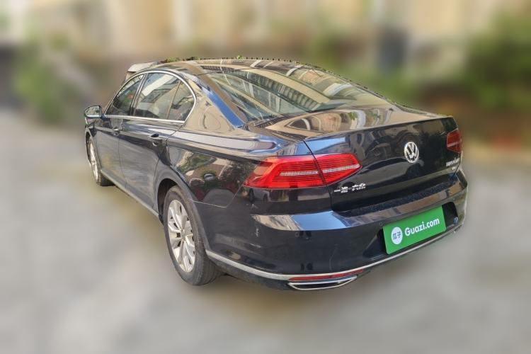 Used Volkswagen Magotan 2017 380TSI DSG Luxury Model Rear Left 45 Deg