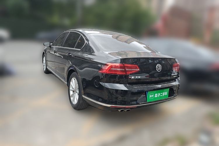 Used Volkswagen Magotan 2017 330TSI DSG Leading Model Rear Left 45 Deg