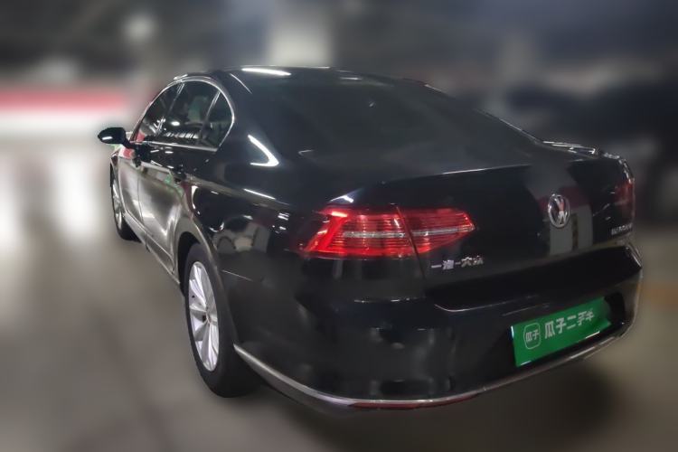 Used Volkswagen Magotan 2017 330TSI DSG Leading Model Rear Left 45 Deg