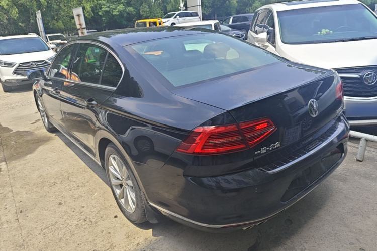 Used Volkswagen Magotan 2017 280TSI DSG Leading Edition Rear Left 45 Deg