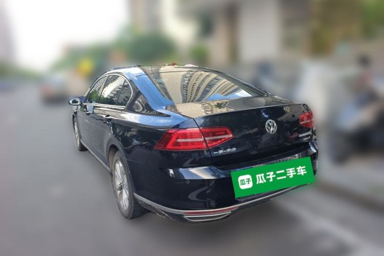 Used Volkswagen Magotan 2017 330TSI DSG Luxury Model Rear Left 45 Deg