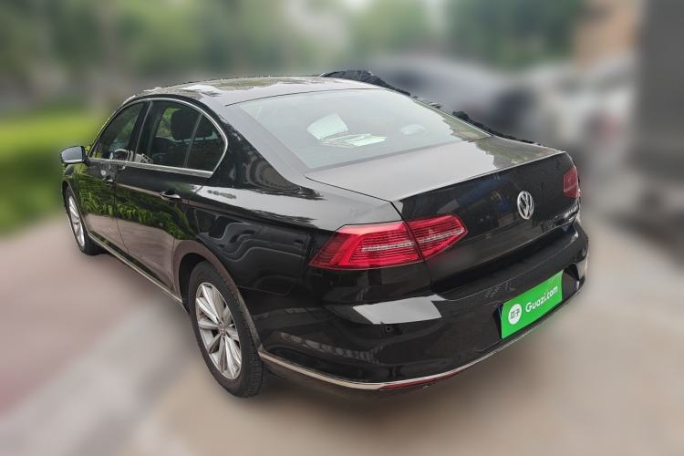 Used Volkswagen Magotan 2017 330TSI DSG Leading Model Rear Left 45 Deg