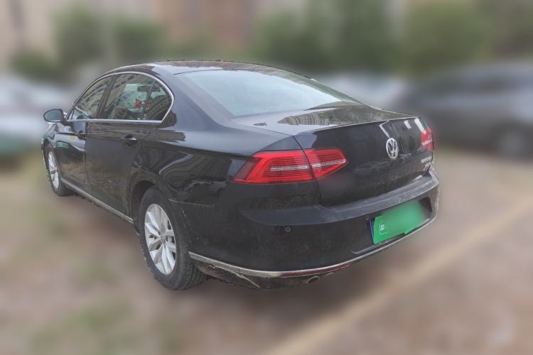 Used Volkswagen Magotan 2017 330TSI DSG Comfort Model Rear Left 45 Deg