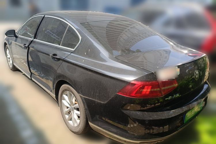 Used Volkswagen Magotan 2017 280TSI DSG Comfort Model Rear Left 45 Deg