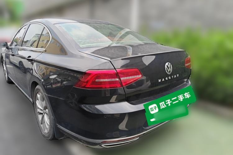 Used Volkswagen Magotan 2017 330TSI DSG Luxury Model Rear Left 45 Deg