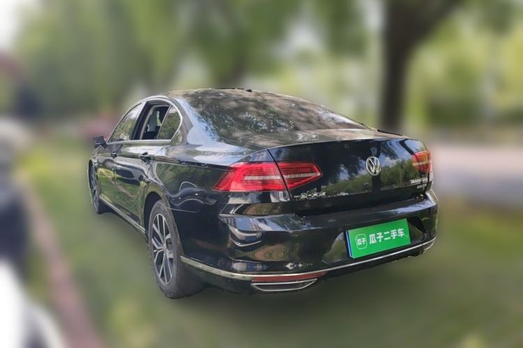 Used Volkswagen Magotan 2017 330TSI DSG Luxury Model Rear Left 45 Deg