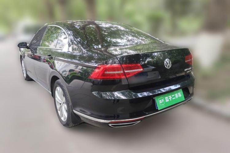 Used Volkswagen Magotan 2017 330TSI DSG Luxury Model Rear Left 45 Deg