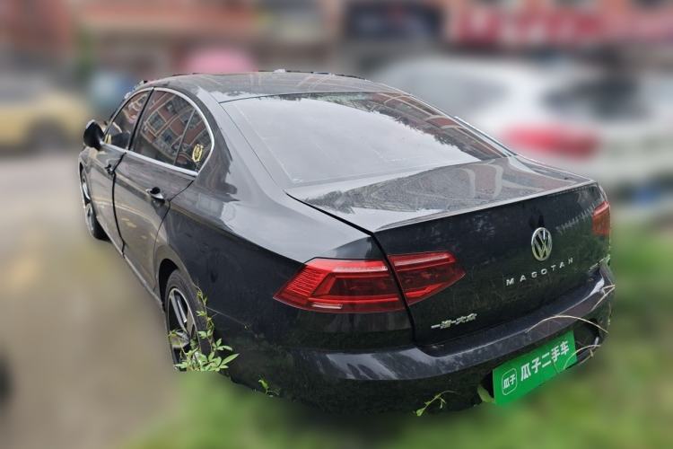 Used Volkswagen Magotan 2017 330TSI DSG Leading Model Rear Left 45 Deg