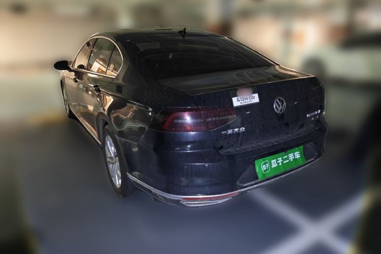 Used Volkswagen Magotan 2017 330TSI DSG Luxury Model Rear Left 45 Deg