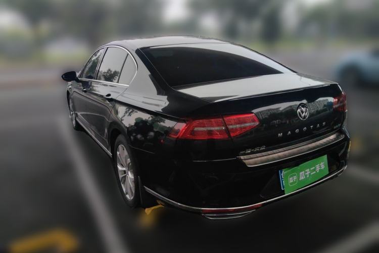 Used Volkswagen Magotan 2017 330TSI DSG Luxury Model Rear Left 45 Deg