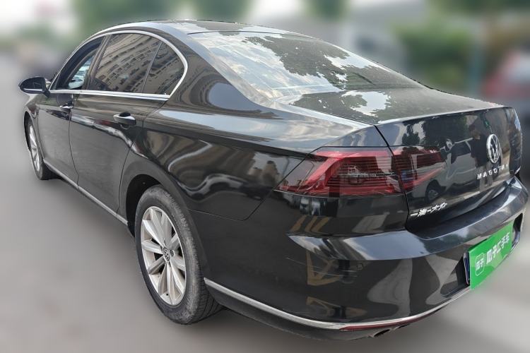 Used Volkswagen Magotan 2017 330TSI DSG Leading Model Rear Left 45 Deg